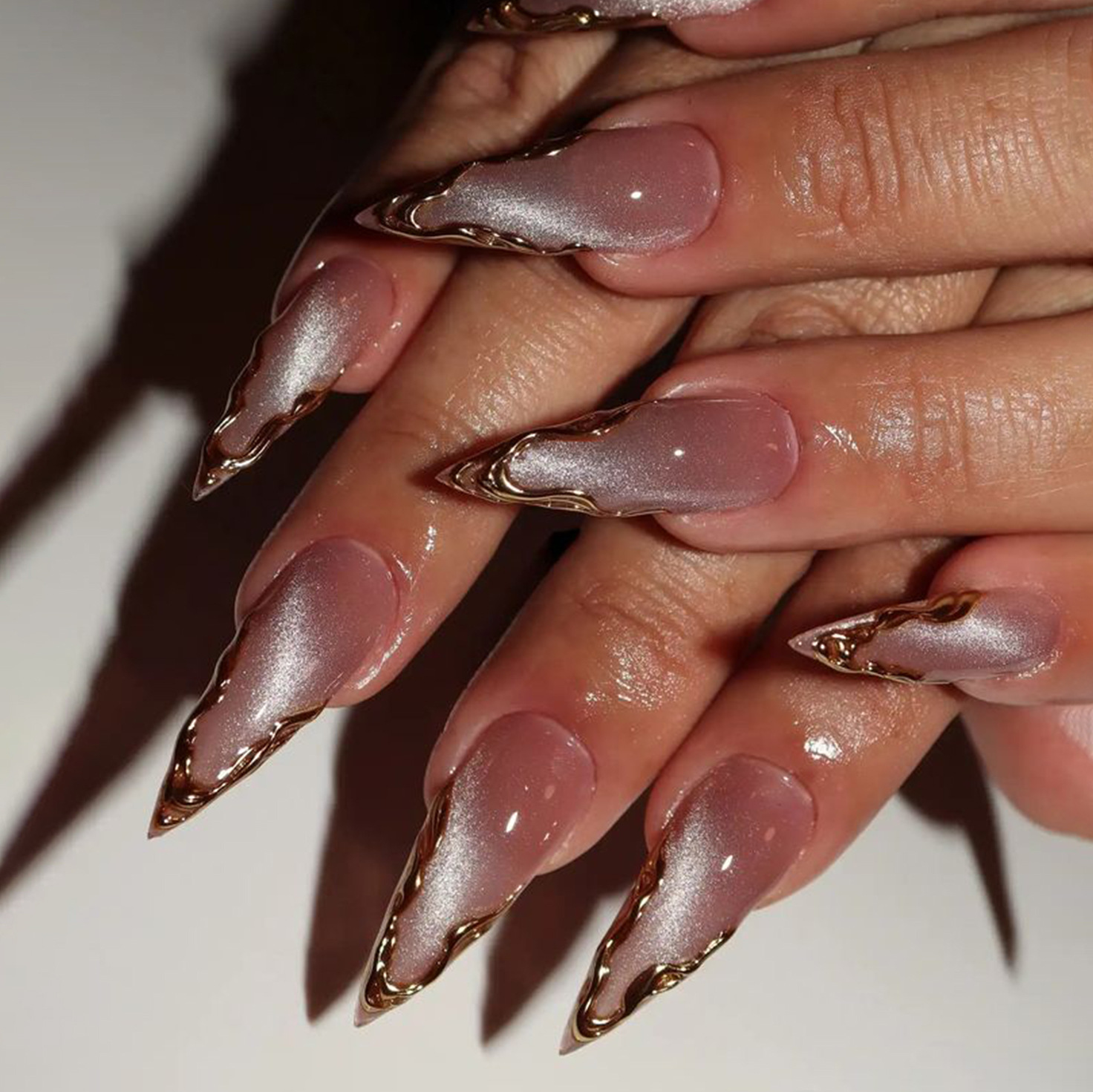 Cat Eye Almond Press on Nails  - đánh giá và giá Nail Art Cat Eye Simple